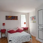 D'hotes Les Jardins De Marie, Sci Charles Iii Bed & Breakfast 2*