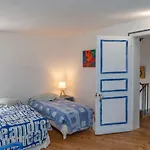 D'hotes Les Jardins De Marie, Sci Charles Iii Bed & Breakfast Bernay (Eure)
