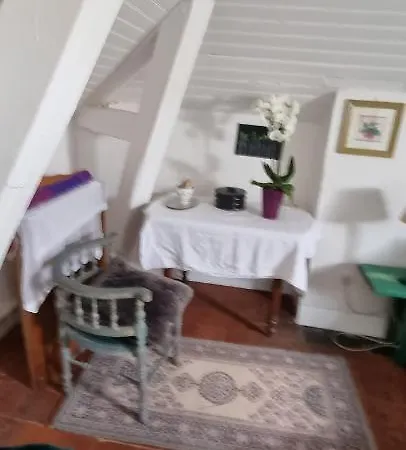 D'hotes Les Jardins De Marie, Sci Charles Iii לינה וארוחת בוקר