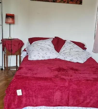 D'hôtes Les Jardins De Marie, Sci Charles Iii Couette-café 2*