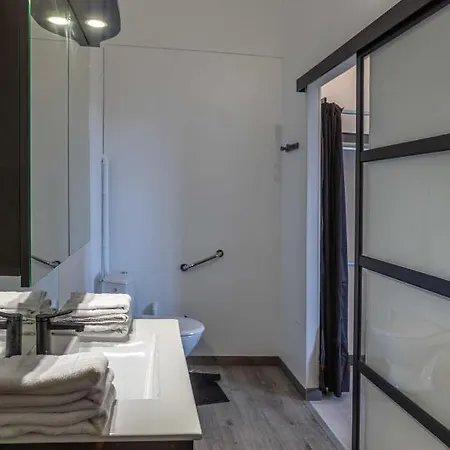 Couette-café D'hôtes Les Jardins De Marie, Sci Charles Iii 2*