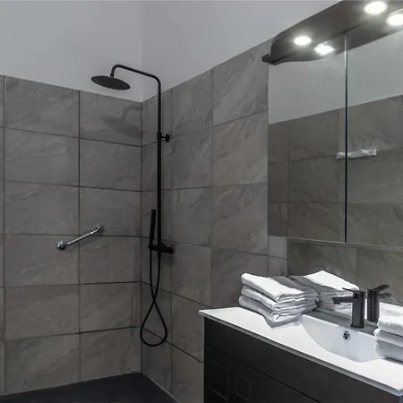 D'hotes Les Jardins De Marie, Sci Charles Iii فندق مبيت وإفطار