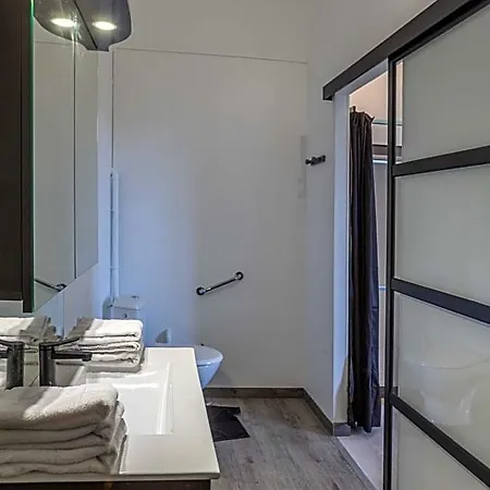D'hotes Les Jardins De Marie, Sci Charles Iii Bed & Breakfast