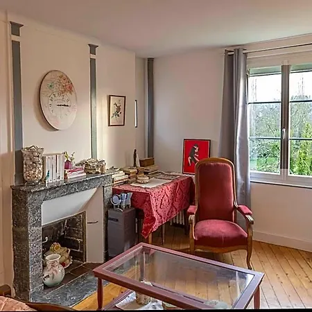 D'hotes Les Jardins De Marie, Sci Charles Iii Bed & Breakfast 2*
